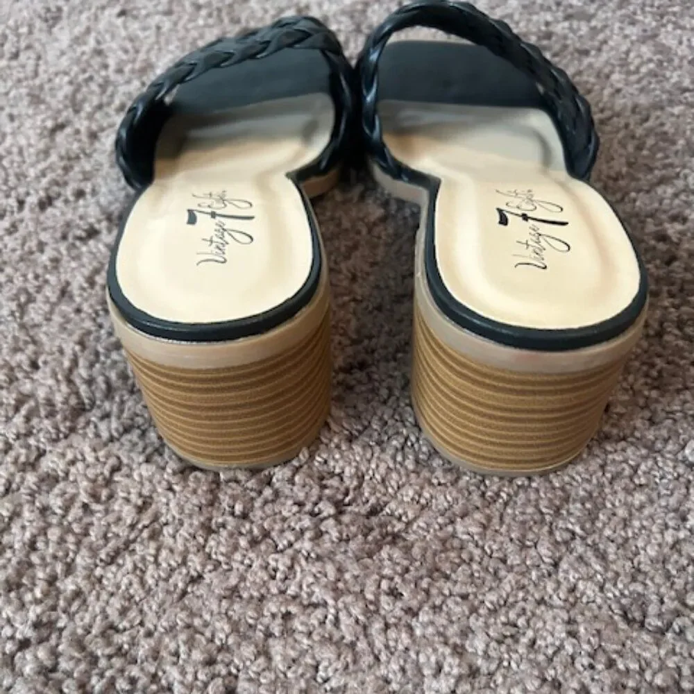 Vintage 7 eight Black open toe heel sandals, size 7M